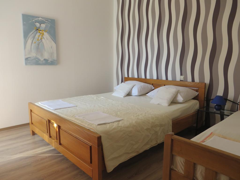 Banic Apartments With Pool 비오그라드나모루 객실 사진